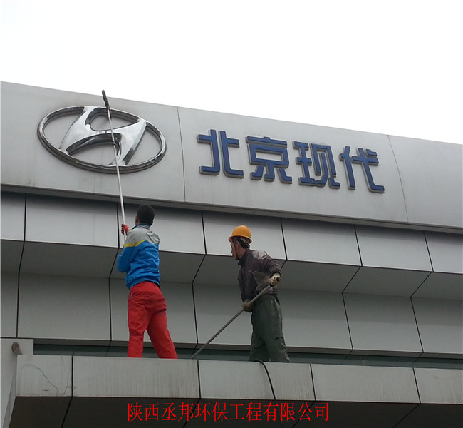 �����ִ�