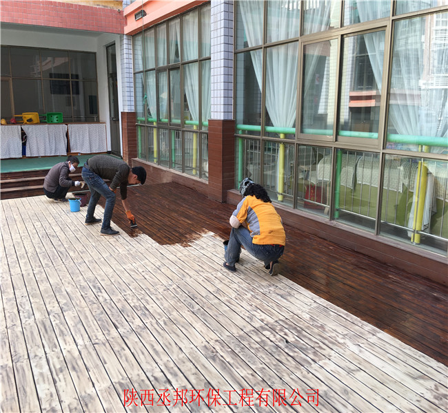 �����׶�԰ˢľ��