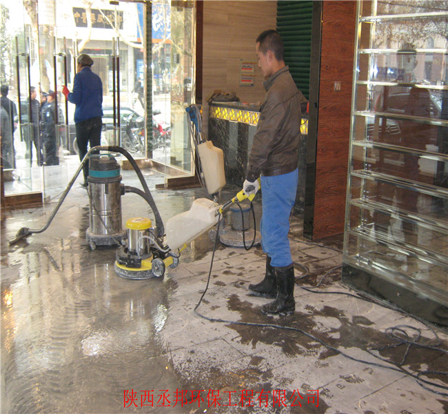 ������Ƶ�ʯ�Ľᾧ